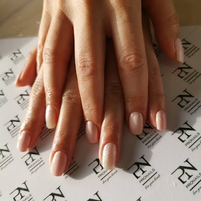 Yaël Magier, Lady Paillette Froufrou, Institut de Beauté à Ury