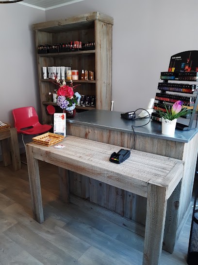 L'institut, Institut de Beauté au Palais