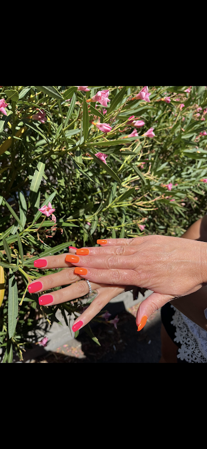 Olga Nails Institut De Beauté à Solliès-Toucas
