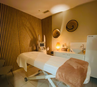 Apolline Beauté, Institut De Beauté à Agde