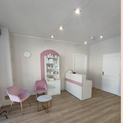 O Ptits Soins, Institut de Beauté à La Chaux-du-Dombief