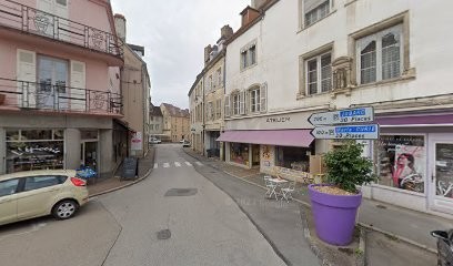 Tetard Lucine, Institut de Beauté à Gray