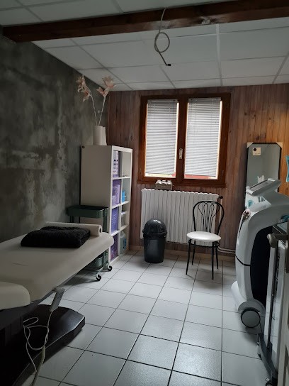 Régine LAPLACE : RÉFLEXOLOGIE PLANTAIRE ANNECY, Institut de Beauté à Seynod