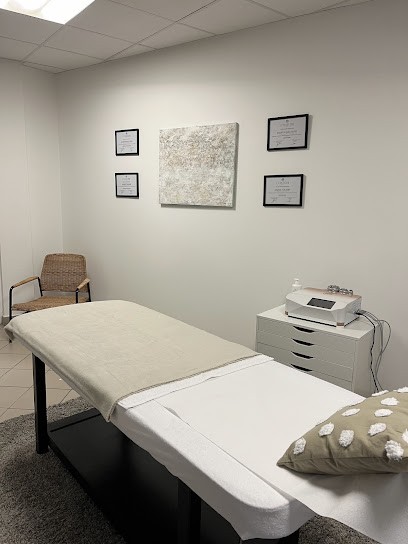 AM CLINIC, Institut de Beauté à Torcy