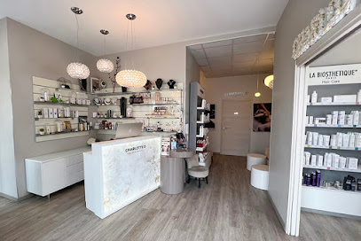 Salon De Beauté Of Alexandre Le Maurice Institut De Beauté à Marseille 01