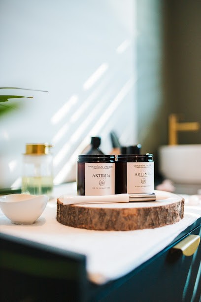 Les Soins De Mathilde, Institut de Beauté à La Roche-sur-Yon