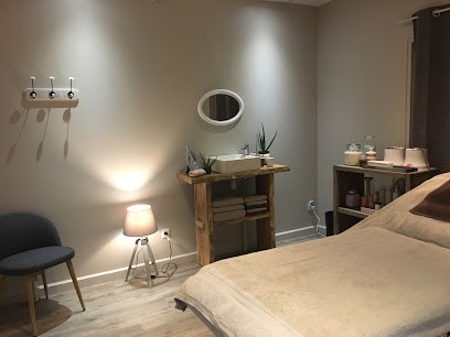 L'Instant Douce'Heure by Sandy, Institut de Beauté à Badaroux