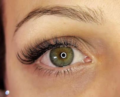 Le Regard De Loli Technicienne De Cils Et Prothésiste Ongulaire, Institut de Beauté à Plestan