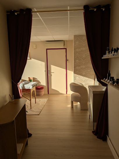 Aurore Bon Mardion, La Suite Beauté | Esthéticienne & Facialiste : Soins Beauté & Visage, Massages Corps, Esthéticienne à Saint-Ismier