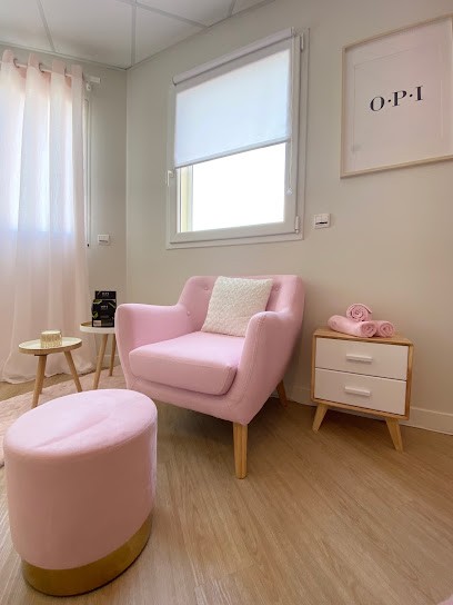 MON P'TIT SALON - ONGLERIE O.P.I & CILS - INSTITUT DE BEAUTÉ - Saint Gély-du-Fesc, Institut de Beauté à Saint-Gély-du-Fesc