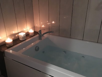 Azur Esthetic & Coiffure, Institut de Beauté à Villeneuve-Loubet