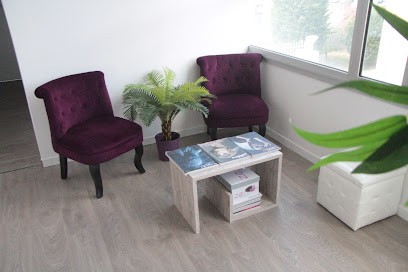 Le Boudoir De Laura&B, Institut de Beauté à Éguilles