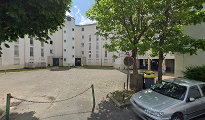 SpecificNails95, Institut de Beauté à Cergy