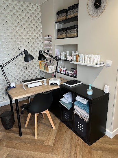 Pause Beauté à domicile, Institut de Beauté à Servaville-Salmonville