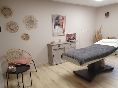 Muriel Crespi, Institut de Beauté à Épinouze