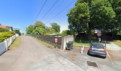 Thelasheslady, Esthéticienne à Arcangues