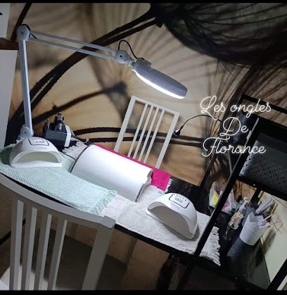 Les Ongles De Florance, Institut de Beauté à Villorceau