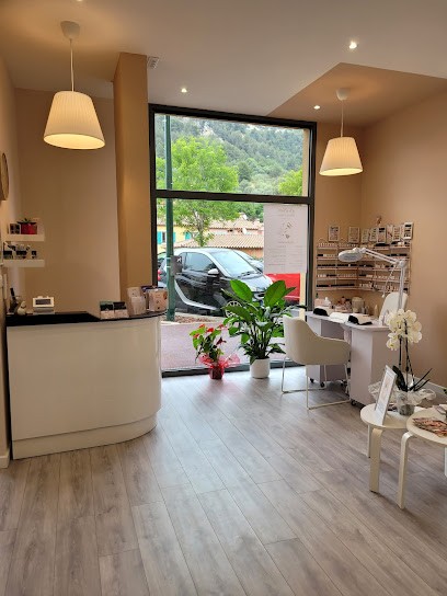 Beauty Center La Belle, Institut de Beauté à Saint-Martin-du-Var