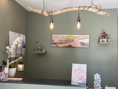 Carol Stéphanie, Institut de Beauté à Villeneuve-de-Rivière