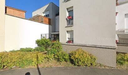 Press-nails, Institut de Beauté à Stains