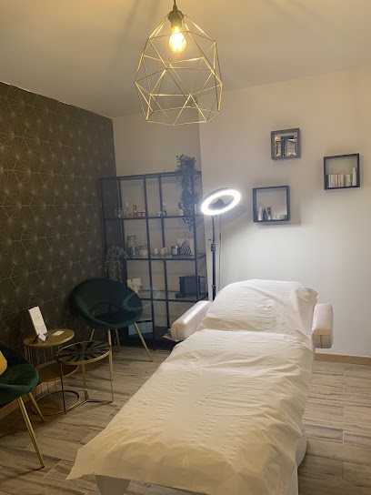 LOVELYSKINBEAUTY, Esthéticienne à Marseille 11