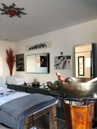 Institut De Beauté Carole, Institut de Beauté à Loix