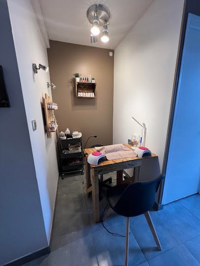 L’institut D’Amandine, Institut de Beauté à Crèvecoeur-le-Grand