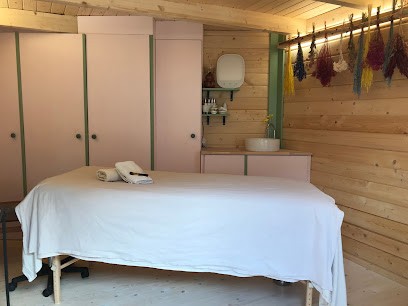 Natural Beauty Studio Green Cosmos, Institut de Beauté à Marcq-en-Baroeul