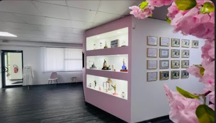 Aux mains de fée montbeliard, Esthéticienne à Bart