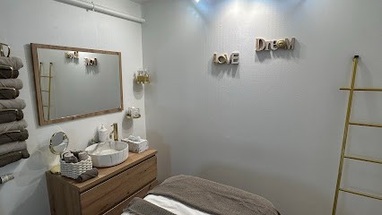 Institut De Beauté Et Onglerie - Les Mains De Laure, Institut de Beauté à Orsay