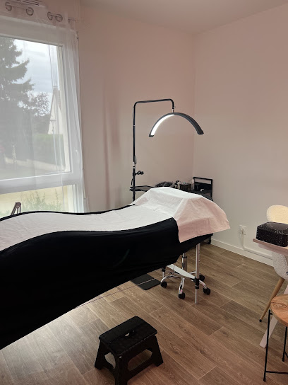 Maison Bloom, Institut De Beauté à Pontault-Combault
