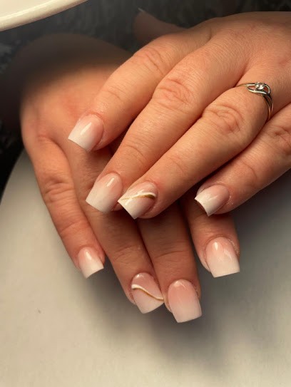 Le Boudoir De Julie - Prothésiste Ongulaire Et Esthéticienne - Maromme, Institut de Beauté à Maromme