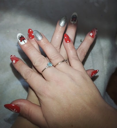 Artiste De L'ongle Paillettes Et Vernis By Aurore, Institut de Beauté à Douchy-les-Mines