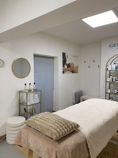 O'Minéral Beauté Et Bien être Holistique, Institut de Beauté à Nozay