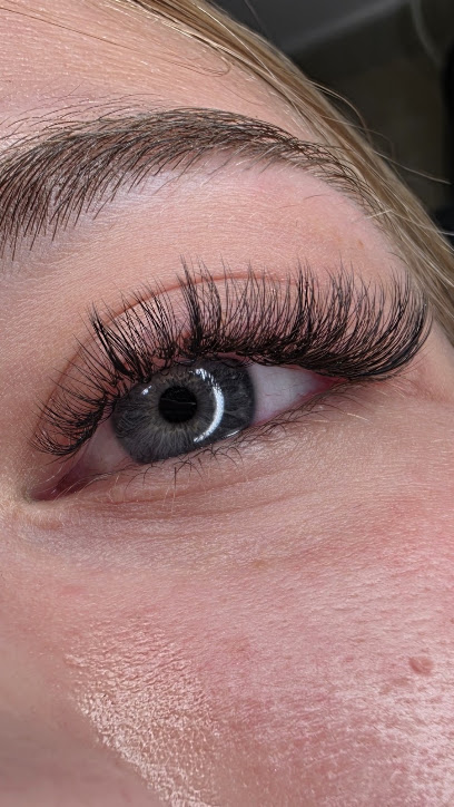 Studio Lashana - Extensions De Cils, Institut De Beauté à Muret