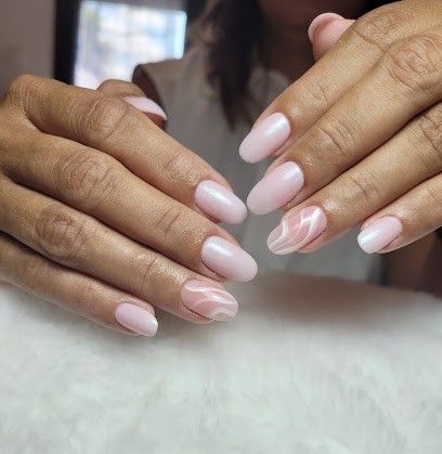 Leandra Pinto Esthetic, Institut de Beauté à Castelnau-d'Estrétefonds