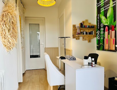 KARINE FRADET Bien être Et Beauté, Institut de Beauté à Saint-Vidal
