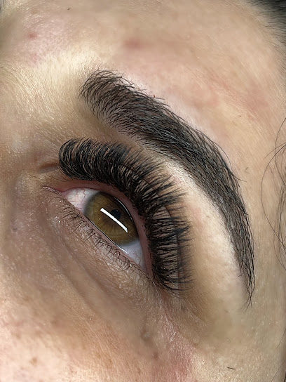 Nklas Lashes, Institut De Beauté à Aubervilliers
