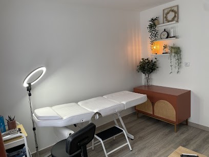 Dame Sourcil, Institut de Beauté à Cormontreuil