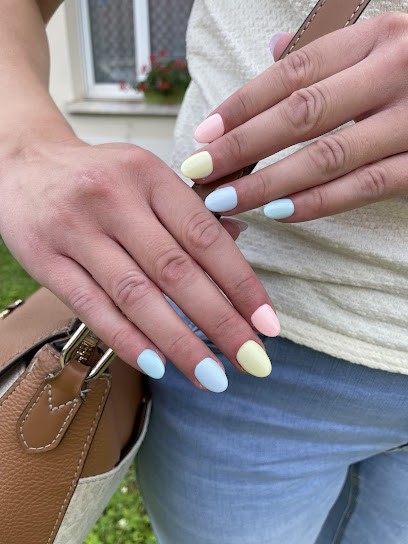 Cassie Beauty Nails, Institut de Beauté à Romilly-sur-Seine