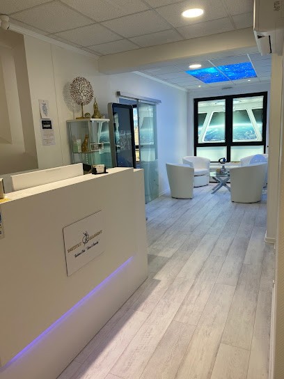 Institut C BELLISSENT DIJON - CE MEDICAL - Cryolipolyse / Lipocavitation / Pressothérapie / Lumière Pulsée, Institut de Beauté à Quetigny