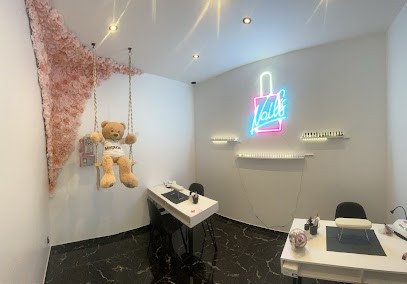 THE MIRROR PARIS, Institut de Beauté à Étampes