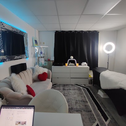 FRANCINED GARCIA BROWS STUDIO, Institut de Beauté à Châtillon