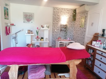 Filles D'Avril, Esthéticienne à Lherm