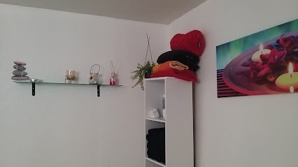 Happy Salon De Beauté, Institut de Beauté à Dreux