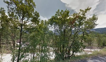 Essences D'Ailleurs By Lysa, Massages Bien-être Et Institut De Beauté, Institut de Beauté à Pelleautier