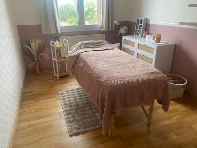 Le Cocon De Clémence - Institut De Beauté Privé À Givors - Experte Soins Visage Et Corps - Bien-Être - Maternité Et Bébé Institut De Beauté à Givors