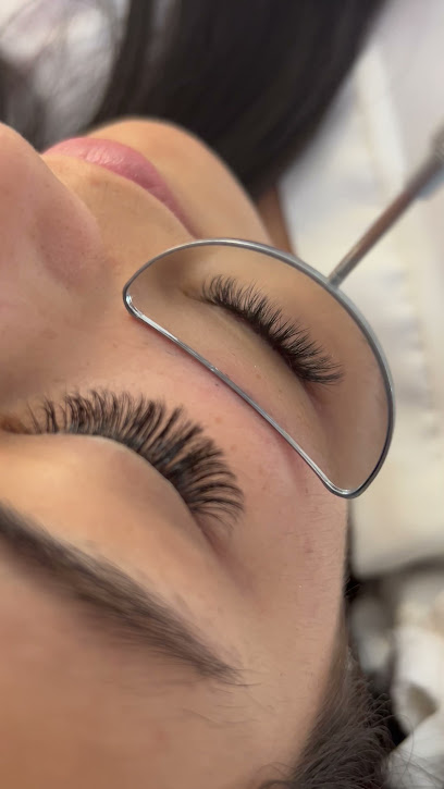 Ash Studio Beauty, Institut De Beauté à Sainte-Foy-lès-Lyon