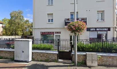 Contour Academy, Institut de Beauté à Villemomble