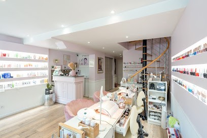 Studio M - Maison De Beauté, Institut de Beauté à Deauville